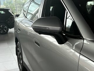 2026 Omoda C7, серебристый, 3299000 рублей, вид 3