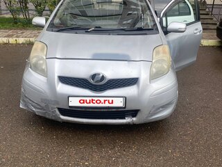2008 Toyota Vitz II (XP90), серебристый, 367000 рублей, вид 3