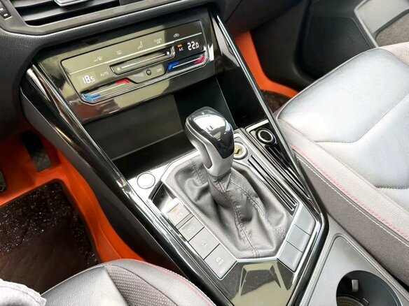 2022 Volkswagen Tayron I, белый, 2397000 рублей - вид 19