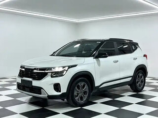 2023 Kia Seltos I Рестайлинг, белый, 1853084 рублей, вид 1