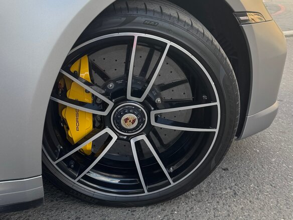 2021 Porsche 911 Turbo S VIII (992), серый, 21000000 рублей - вид 10