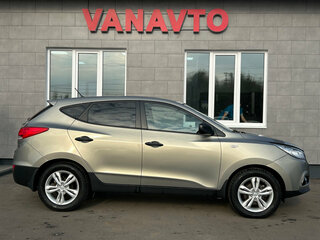 2010 Hyundai ix35 I, бежевый, 1075000 рублей, вид 4