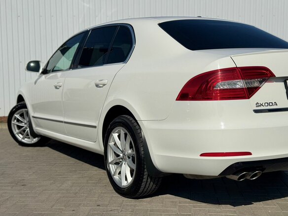 2014 Skoda Superb DSG II Рестайлинг, белый - вид 7