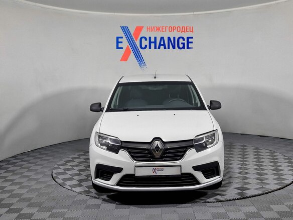 2020 Renault Logan II Рестайлинг, белый, 579000 рублей - вид 2
