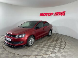 2014 Volkswagen Polo V, красный, 734000 рублей, вид 1