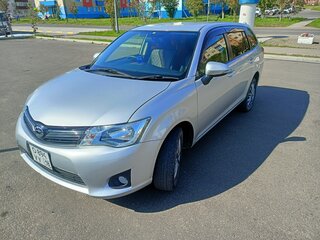 2014 Toyota Corolla Fielder XI (E160, E170, E180), серебристый, 930000 рублей, вид 1