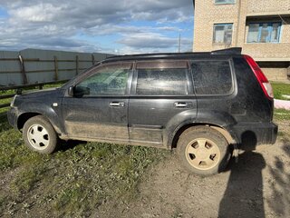 2005 Nissan X-Trail I Рестайлинг, чёрный, 650000 рублей, вид 4