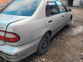 1998 Nissan Almera I (N15), серебристый, 200000 рублей, вид 5