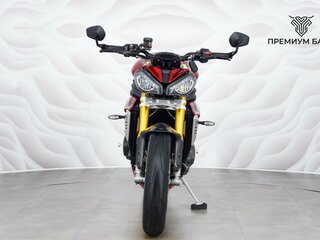 2024 Triumph Speed Triple, красный, 1727000 рублей, вид 4