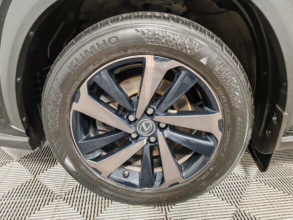 2020 Lexus NX 200 I Рестайлинг, чёрный, 3499000 рублей - вид 18