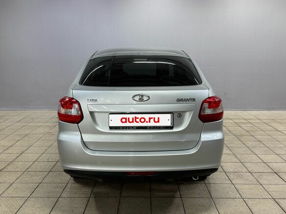 2014 Lada (ВАЗ) Granta I, серебристый, 310000 рублей - вид 5