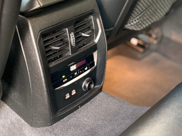 2019 BMW 3 серии 320d VII (G2x), белый, 3650000 рублей - вид 16