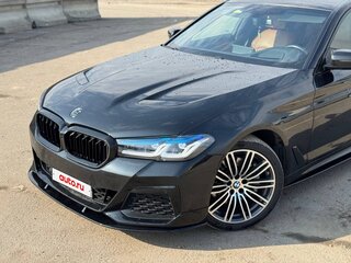 2018 BMW 5 серии 530i xDrive VII (G30/G31/G38), чёрный, 3800000 рублей, вид 2