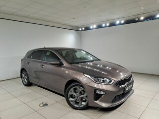 2018 Kia Ceed III, коричневый, 1670000 рублей, вид 3