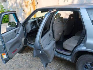 1997 Chevrolet Blazer II, серый, 590000 рублей, вид 5