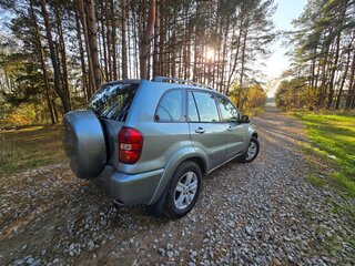 2004 Toyota RAV4 II (XA20) Рестайлинг, зелёный, 850000 рублей, вид 4