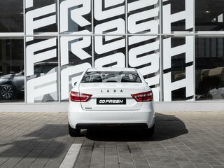 2018 Lada (ВАЗ) Vesta I, белый, 900000 рублей, вид 4