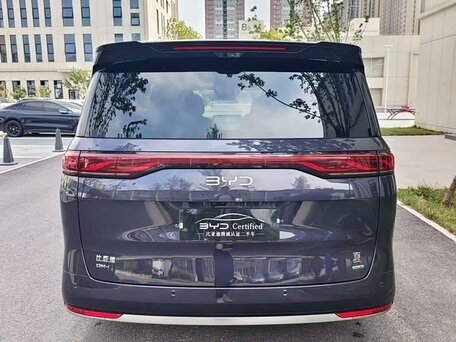 2025 BYD Xia (M9) 36.6 kWh, фиолетовый, 4930000 рублей, вид 5