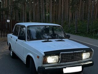 2004 Lada (ВАЗ) 2107, белый, 68500 рублей, вид 1