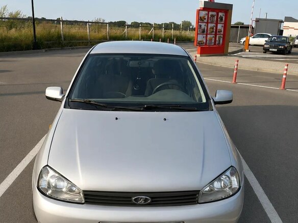 2010 Lada (ВАЗ) Kalina I, серебристый, 500000 рублей - вид 2