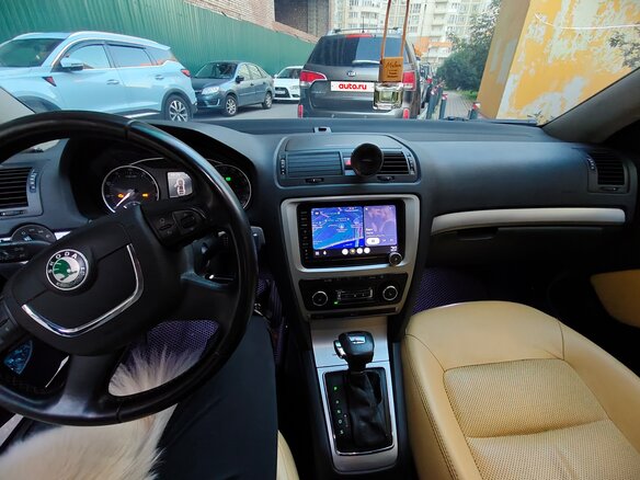 2012 Skoda Octavia II (A5) Рестайлинг, бежевый - вид 3