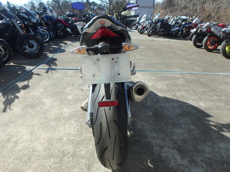 2015 Aprilia Tuono V4, белый, 1000000 рублей, вид 4