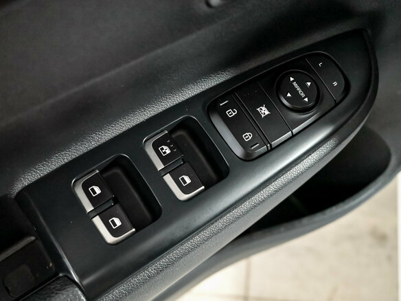 2021 Kia Rio IV Рестайлинг, белый, 1780000 рублей - вид 12