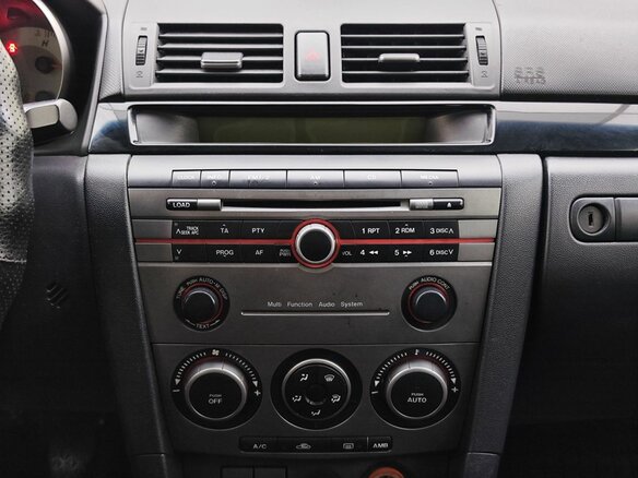 2007 Mazda 3 I (BK) Рестайлинг, чёрный, 480000 рублей - вид 14