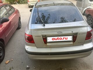 2006 Hyundai Elantra III (XD2) Рестайлинг, серебристый, 260000 рублей, вид 4