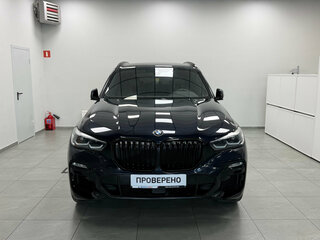 2020 BMW X5 25d IV (G05/G18), чёрный, 5500000 рублей, вид 2