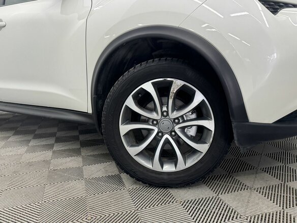 2017 Nissan Juke I Рестайлинг, белый, 1500000 рублей - вид 14