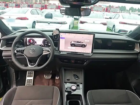 2025 Volkswagen Tayron II (China Market), зелёный, 3294910 рублей - вид 6