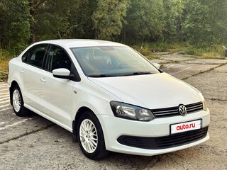 2013 Volkswagen Polo V, белый, 550000 рублей, вид 1