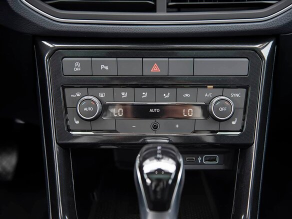 2026 Volkswagen Tharu XR, серый, 2150000 рублей - вид 19