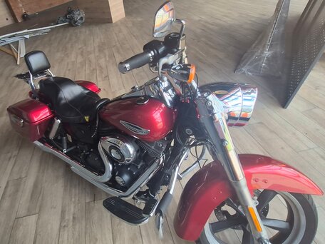 2012 Harley-Davidson Dyna Switchback, красный, 990000 рублей, вид 4