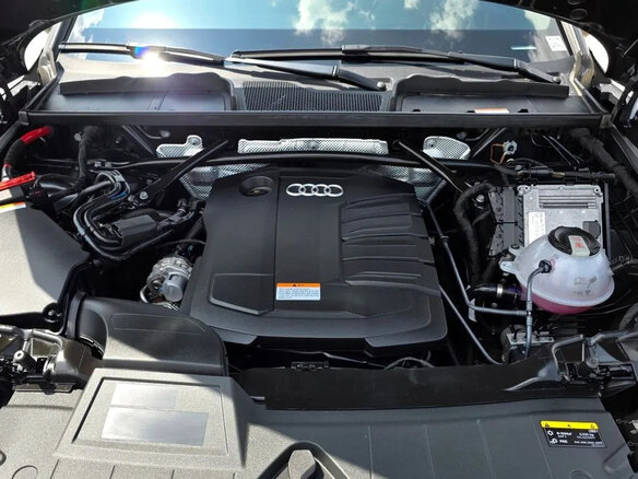 2022 Audi Q5 40 TDI II (FY) Рестайлинг, серый, 4800000 рублей - вид 19