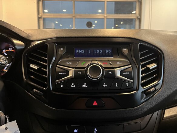 2019 Lada (ВАЗ) Vesta SW I, красный, 1139000 рублей - вид 13