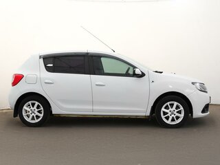 2018 Renault Sandero II, белый, 1099000 рублей, вид 3