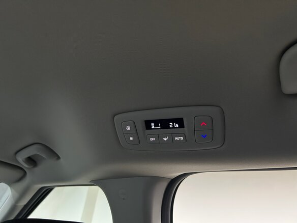 2021 Kia Carnival IV, чёрный, 3980000 рублей - вид 16