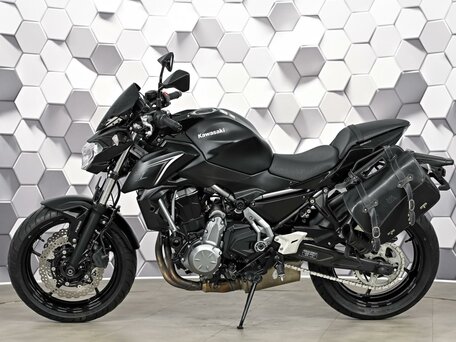 2018 Kawasaki Z 650, чёрный, 675000 рублей, вид 4