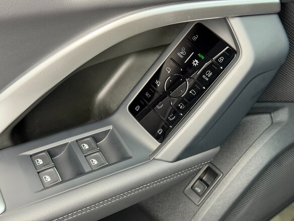 2025 Audi Q5 45 TFSI III (GU), серый, 9800000 рублей - вид 7