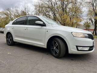 2017 Skoda Rapid I, белый, 680000 рублей, вид 1