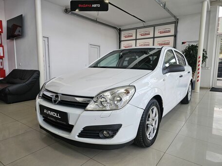 2006 Opel Astra H, белый, 515000 рублей, вид 2