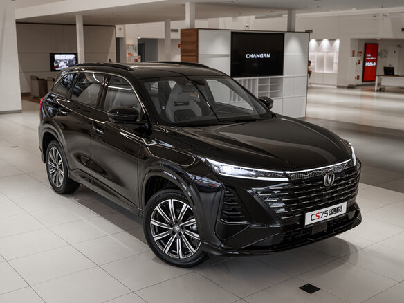 2024 Changan CS75 Plus III, чёрный, 2900000 рублей - вид 1