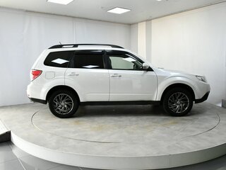 2012 Subaru Forester III Рестайлинг, белый, 1275000 рублей, вид 4
