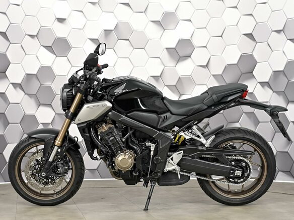 2019 Honda CB 650R, чёрный, 749000 рублей - вид 3