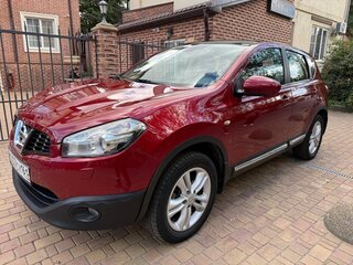 2010 Nissan Qashqai I Рестайлинг, красный, 989000 рублей, вид 1