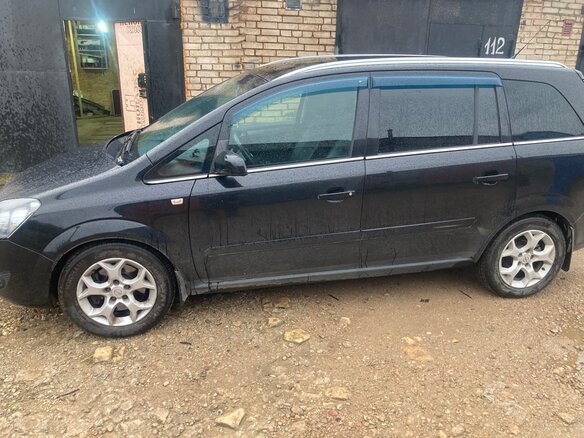 2008 Opel Zafira B, чёрный, 430000 рублей - вид 24