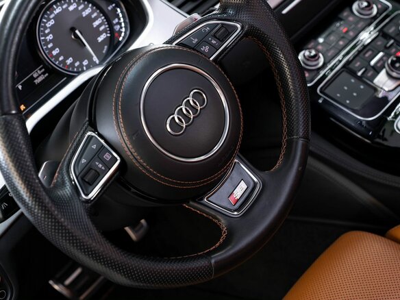 2016 Audi S8 III (D4) Рестайлинг, синий, 8490000 рублей - вид 19