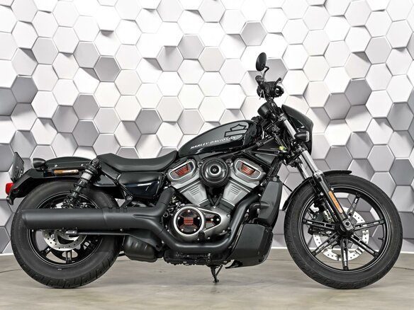 2022 Harley-Davidson Nightster, чёрный - вид 2